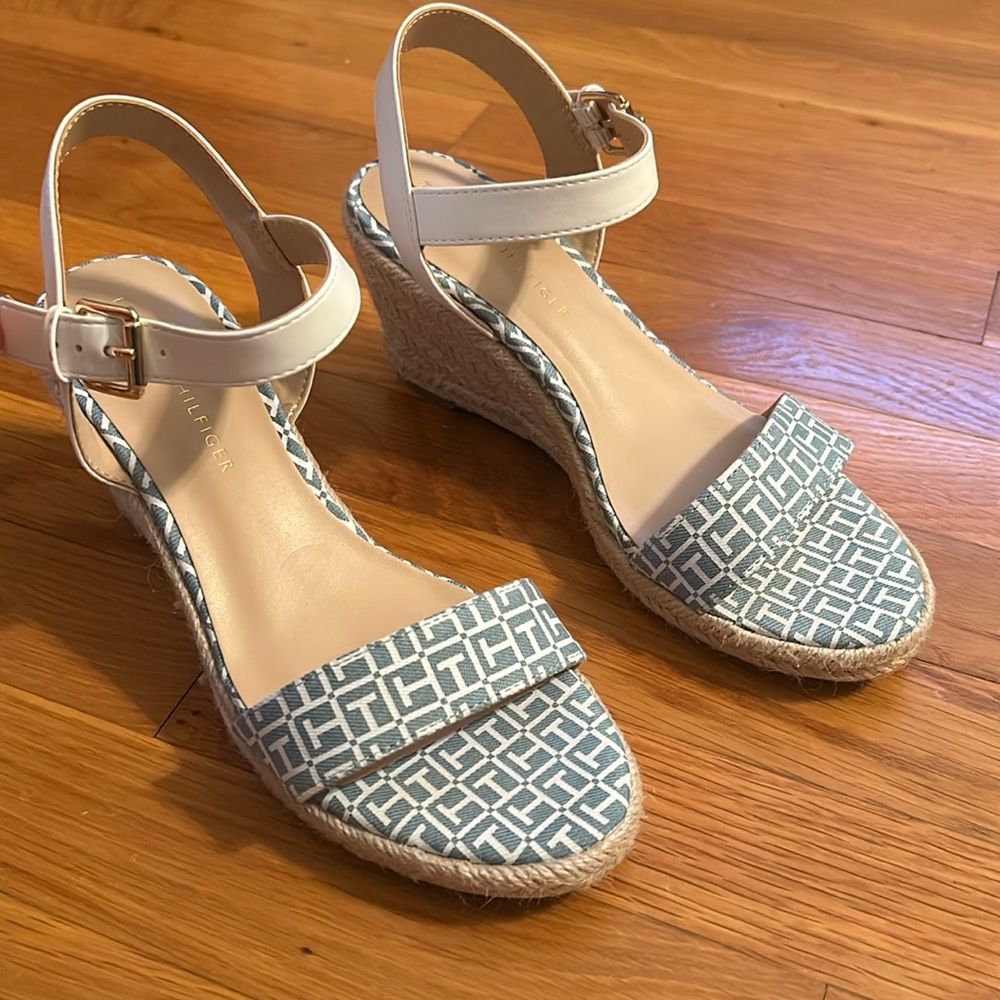 Tommy Hilfiger NEW Wedge Sandals